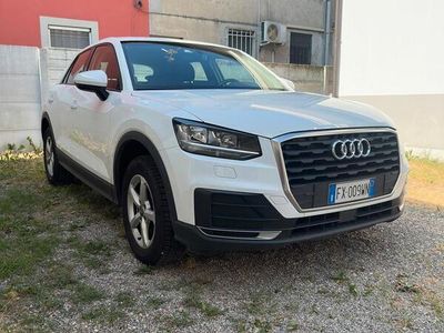 Begagnad Audi Q2 Business 116 HK (85 kW) 2019 Vit SUV