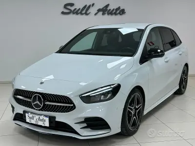 Usata Mercedes B180 Premium 116 CV (85 kW) 2022 Grigio Utilitaria