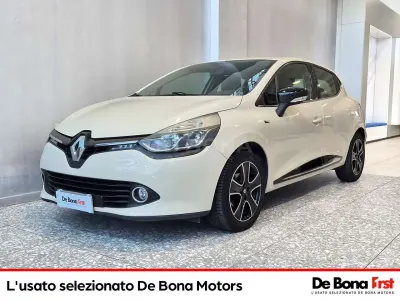Usata Renault Clio IV Life 75 CV (55 kW) 2016 Bianco Berlina