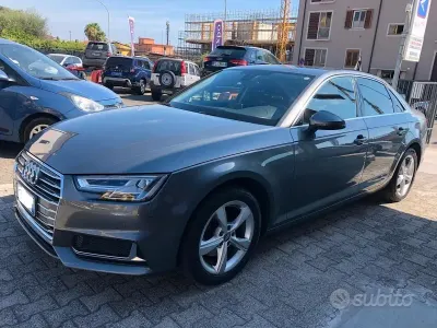 Usata Audi A4 122 CV (89 kW) 2019 Grigio Berlina