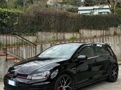 Usata VW Golf VII GTI 230 CV (169 kW) 2017 Nero Berlina