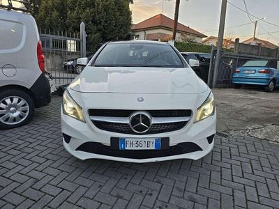 Usata Mercedes CLA220 Shooting Brake Executive 177 CV (130 kW) 2015 Bianco Station wagon