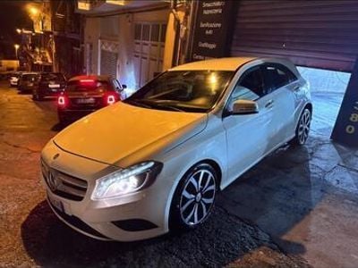 Usata Mercedes A180 Premium 109 CV (80 kW) 2012 Bianco Berlina