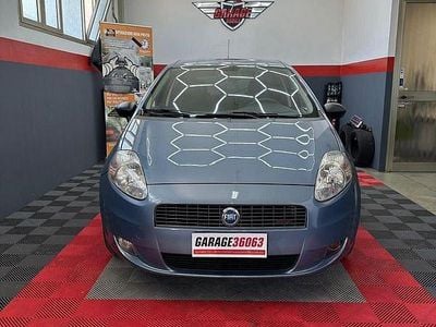 Usata Fiat Grande Punto Emotion 90 CV (66 kW) 2009 Nessuno Utilitaria