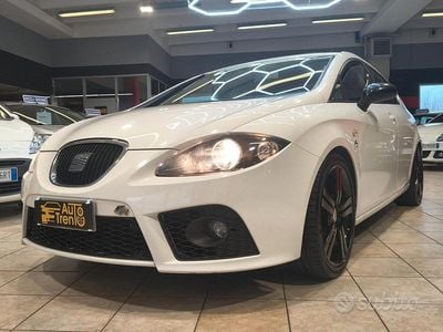 Usata Seat Leon FR 170 CV (125 kW) 2010 Bianco Utilitaria
