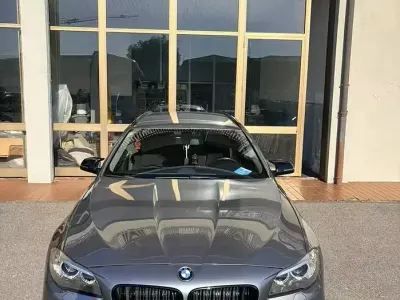 Usata BMW 520 Comfort Edition 184 CV (135 kW) 2014 Grigio Station wagon
