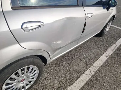 Usata Fiat Punto Lounge 77 CV (56 kW) 2014 Utilitaria