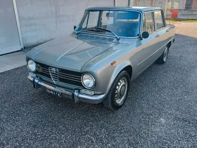 Usata Alfa Romeo Giulia Super 82 CV (60 kW) 1970 Grigio Berlina