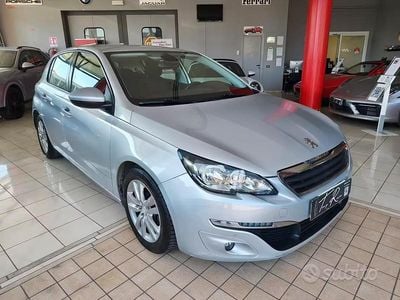 Usata Peugeot 308 Business-Line 158 CV (116 kW) 2015 Grigio Berlina