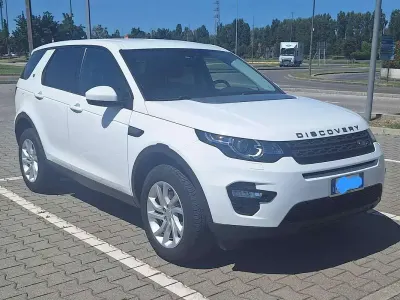 Usata Land Rover Discovery Sport SE 150 CV (110 kW) 2019 Bianco SUV
