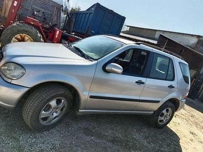 Usata Mercedes ML270 163 CV (119 kW) 2002 SUV