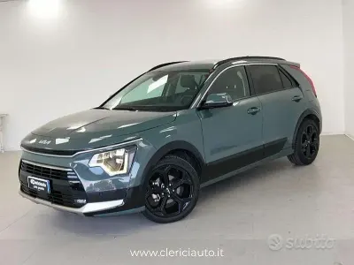 Usata Kia Niro 140 CV (102 kW) 2022 Verde SUV
