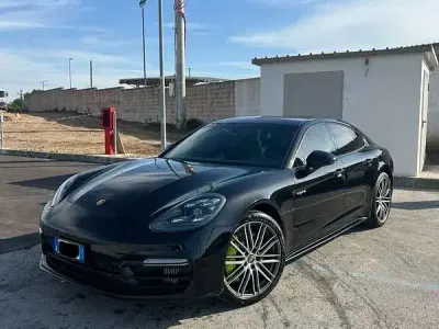 Usata Porsche Panamera 4 E-Hybrid 470 CV (345 kW) 2021 Utilitaria