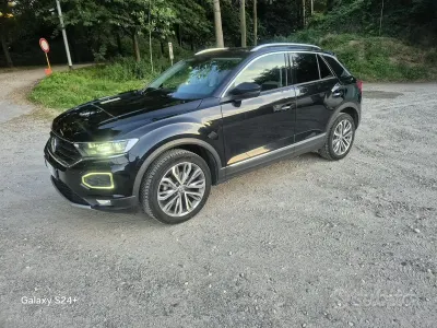 Usata VW T-Roc Advance 116 CV (85 kW) 2020 Nero SUV