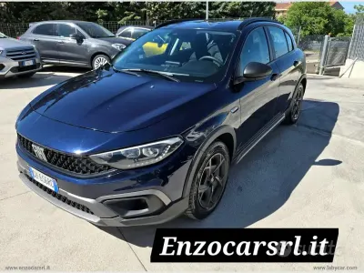 Usata Fiat Tipo Cross 131 CV (96 kW) 2022 Blu Berlina