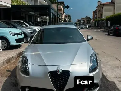 Usata Alfa Romeo Giulietta Super 120 CV (88 kW) 2017 Grigio Utilitaria