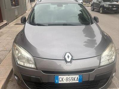 Usata Renault Mégane GrandTour 98 CV (72 kW) 2010 Grigio Station wagon