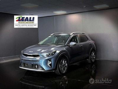 Usata Kia Stonic Style 100 CV (73 kW) 2023 Blu SUV