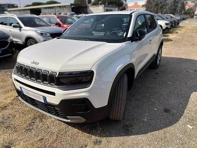 Usata Jeep Avenger Altitude 101 CV (74 kW) 2024 Bianco SUV