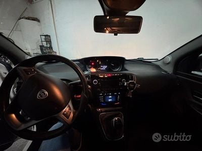 Usata Lancia Ypsilon 69 CV (50 kW) 2011 Utilitaria