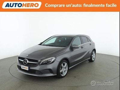 Usata Mercedes A180 Urban 110 CV (80 kW) 2017 Grigio Berlina
