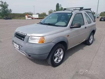 Usata Land Rover Freelander 98 CV (72 kW) 1999 Grigio SUV