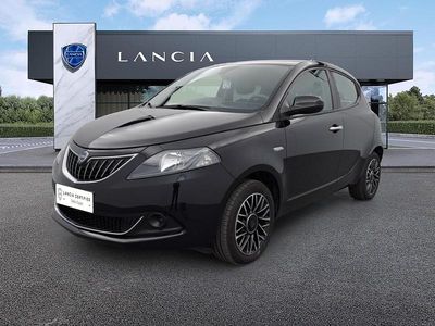 Usata Lancia Ypsilon 70 CV (51 kW) 2024 Nero Utilitaria