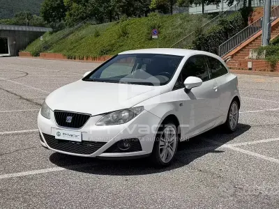 Usata Seat Ibiza Style 90 CV (66 kW) 2009 Bianco Coupé