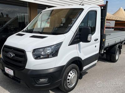 Usata Ford Transit Trend 131 CV (96 kW) 2023 Bianco Cabrio