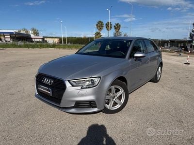 Brugt Audi A3 Business 116 HK (85 kW) 2018 Grå Sedan