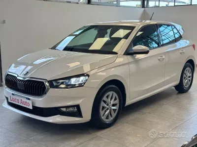 Usata Skoda Fabia 80 CV (58 kW) 2023 Bianco Utilitaria