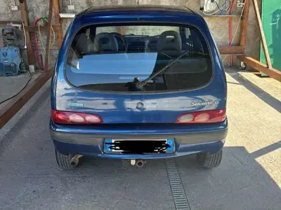 Usata Fiat 600 54 CV (39 kW) 2001 Bluazzurro Berlina