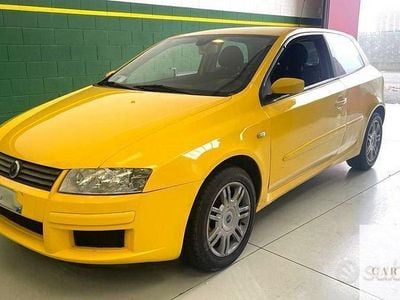 Usata Fiat Stilo Abarth 170 CV (125 kW) 2001 Giallo Berlina