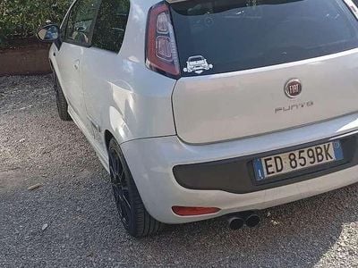 Usata Fiat Grande Punto Sport 120 CV (88 kW) 2010 Utilitaria