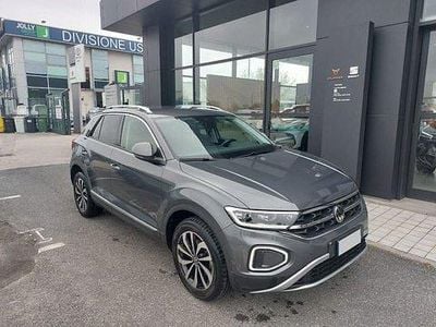 Usata VW T-Roc Style 110 CV (80 kW) 2023 Grigio scuro SUV