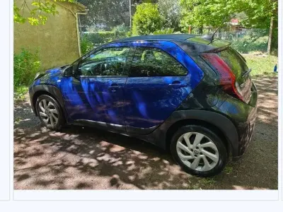 Usata Toyota Aygo X Trend 72 CV (52 kW) 2022 Blu SUV