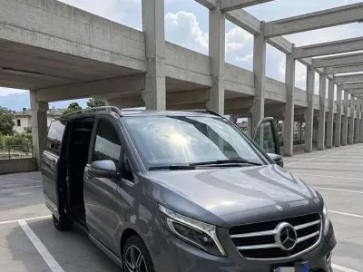 Usata Mercedes V250 Exclusive 190 CV (139 kW) 2019 Monovolume