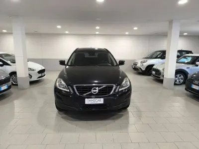 Usata Volvo XC60 Summum 163 CV (119 kW) 2011 Nero metallizzato SUV