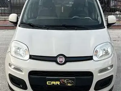 Usata Fiat Panda Lounge 75 CV (55 kW) 2015 Beige Utilitaria