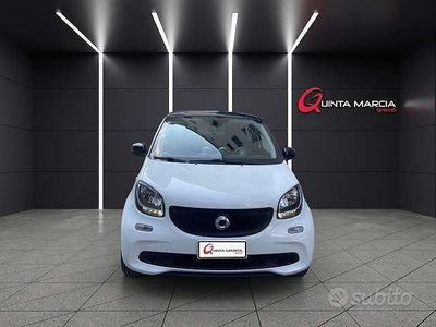 Bianco Usata 2018 Smart ForFour Utilitaria | 9590 € (Buon prezzo)