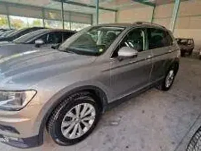 Usata VW Tiguan Style 115 CV (84 kW) 2017 Argento SUV