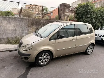 Usata Lancia Musa 69 CV (50 kW) 2006 Monovolume