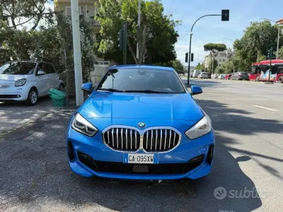 Usado BMW 118 M Sport 150 HP (110 kW) 2021 Azul Citadino