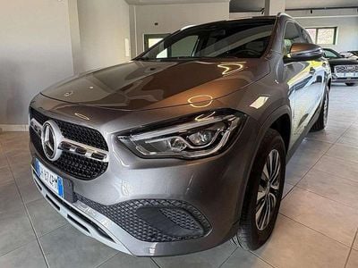 Usata Mercedes GLA200 Executive 150 CV (110 kW) 2021 Grigio SUV