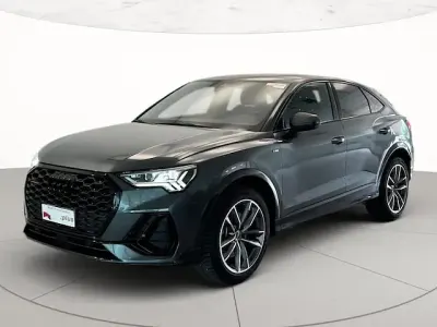 Usata Audi Q3 Sportback S-Line 193 CV (141 kW) 2025 Grigio daytona perlato SUV