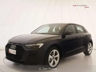 Usata Audi A1 110 CV (80 kW) 2022 Blu/azzurro SUV