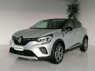Usata Renault Captur Intens 90 CV (66 kW) 2021 Argento met/tetto nero SUV