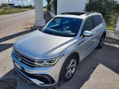 Usata VW Tiguan R-line 150 CV (110 kW) 2021 Grigio SUV