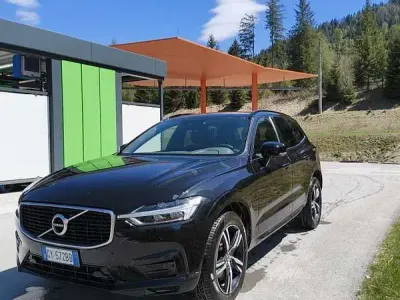 Usata Volvo XC60 R-Design 150 CV (110 kW) 2019 SUV