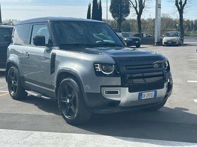 Usata Land Rover Defender SE 200 CV (147 kW) 2022 Argento SUV